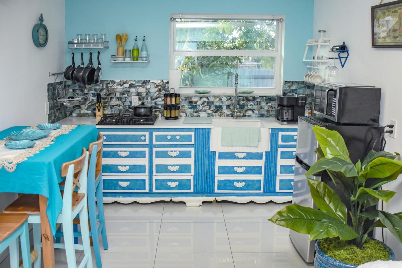 Miami Boho Beach Place Hialeah Exterior photo